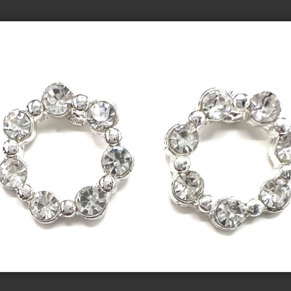 Swarovski crystal circle stud earrings silver